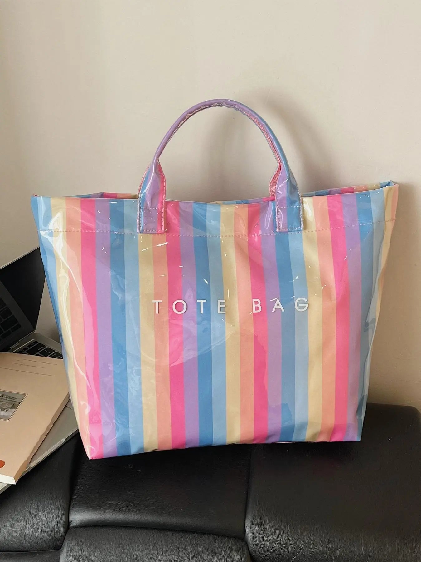 Women'S Simple and Stylish Multi-Color Striped Letter Tote Bag, Daily Large-Capacity Casual Easy-To-Match PVC Checkerboard Handbag, Jelly Tote Bag, Suitable for Various Occasions Such as Commuting, Traveling, Dating, Shopping, Etc., Commuter Tote