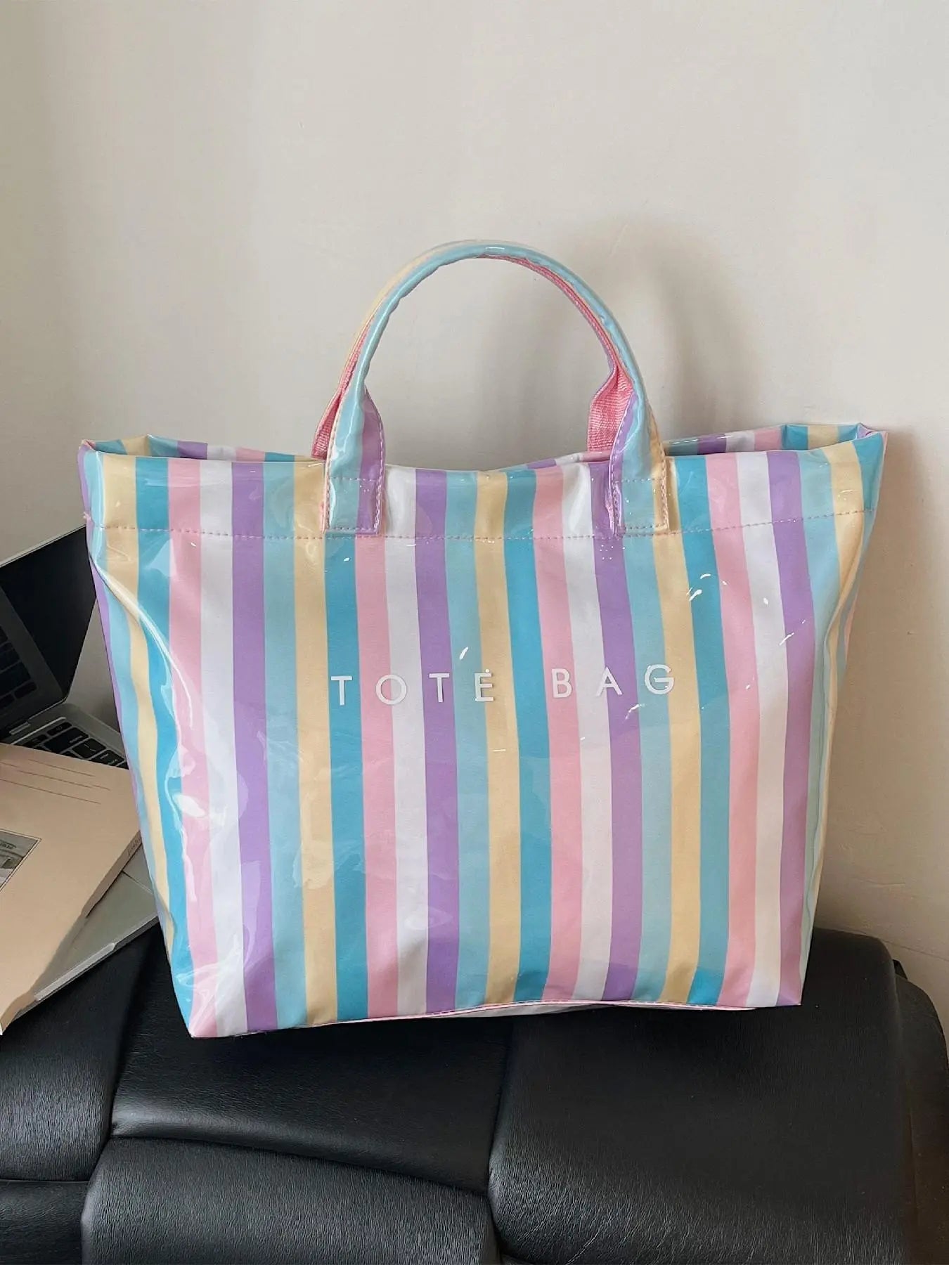 Women'S Simple and Stylish Multi-Color Striped Letter Tote Bag, Daily Large-Capacity Casual Easy-To-Match PVC Checkerboard Handbag, Jelly Tote Bag, Suitable for Various Occasions Such as Commuting, Traveling, Dating, Shopping, Etc., Commuter Tote